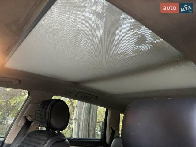 Белый Ауди Ку 7, объемом двигателя 2.97 л и пробегом 75 тыс. км за 27000 $, фото 32 на Automoto.ua