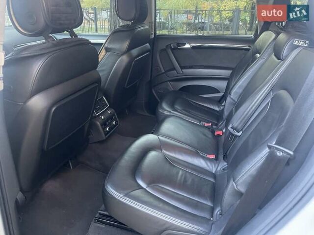 Белый Ауди Ку 7, объемом двигателя 2.97 л и пробегом 75 тыс. км за 27000 $, фото 23 на Automoto.ua
