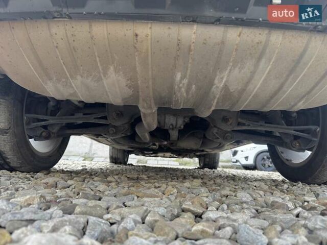 Білий Ауді Ку 7, об'ємом двигуна 3 л та пробігом 255 тис. км за 17500 $, фото 53 на Automoto.ua