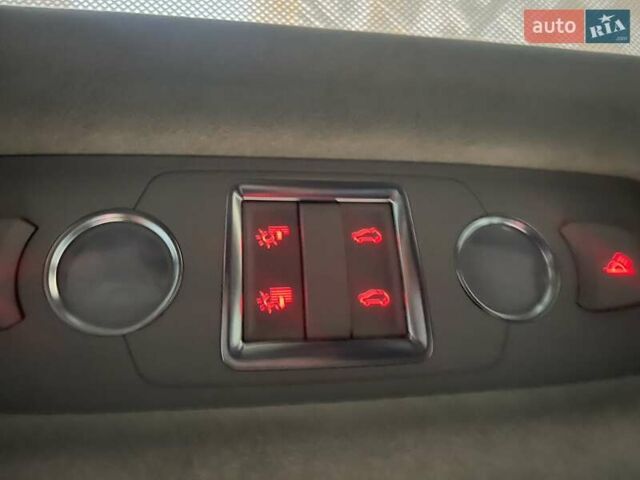 Білий Ауді Ку 7, об'ємом двигуна 2.97 л та пробігом 75 тис. км за 26750 $, фото 65 на Automoto.ua