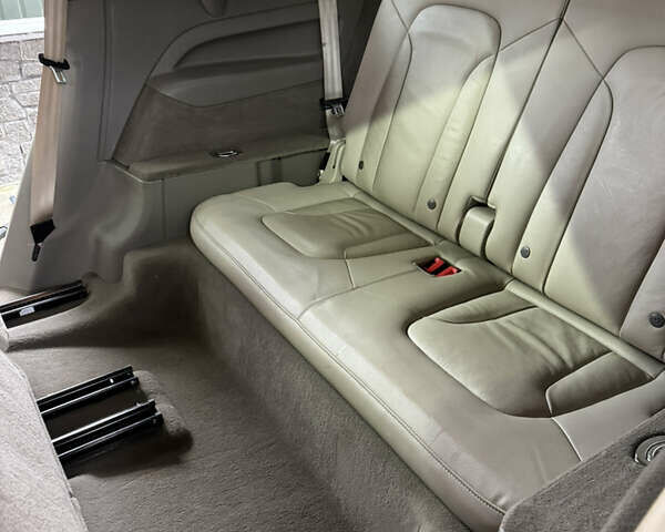 Білий Ауді Ку 7, об'ємом двигуна 2.97 л та пробігом 205 тис. км за 20700 $, фото 24 на Automoto.ua