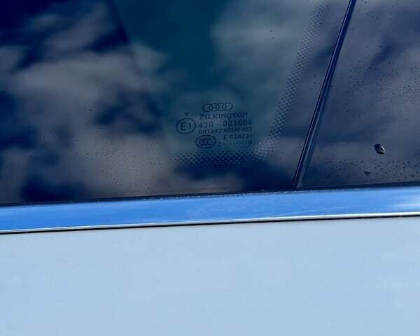 Білий Ауді Ку 7, об'ємом двигуна 3 л та пробігом 255 тис. км за 17500 $, фото 38 на Automoto.ua