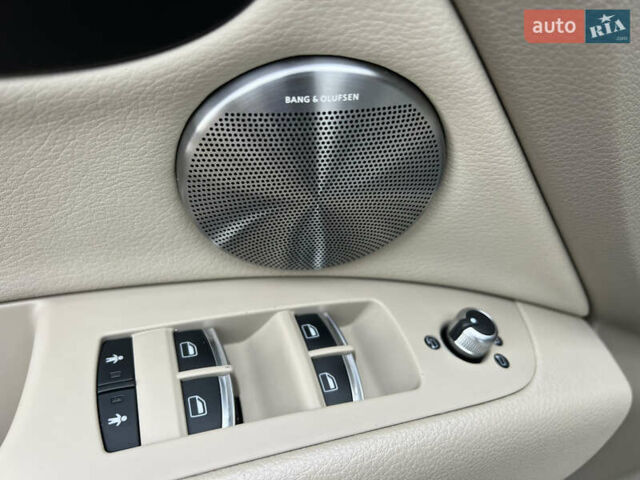 Ауді Ку 7 2012 у Дніпро (Дніпропетровську) на Automoto.ua Білий Ауді Ку 7, об'ємом двигуна 2.97 л та пробігом 206 тис. км за 21900 $, фото 13 на Automoto.ua