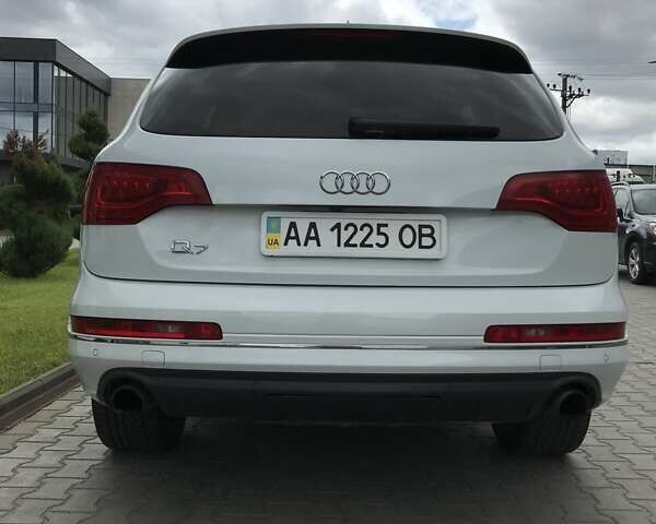 Белый Ауди Ку 7, объемом двигателя 3 л и пробегом 220 тыс. км за 14500 $, фото 13 на Automoto.ua