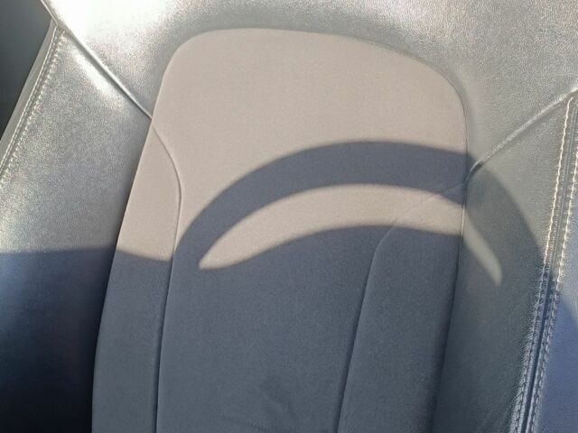 Білий Ауді Ку 7, об'ємом двигуна 4.2 л та пробігом 243 тис. км за 25490 $, фото 9 на Automoto.ua