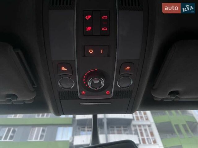 Білий Ауді Ку 7, об'ємом двигуна 2.97 л та пробігом 75 тис. км за 26750 $, фото 64 на Automoto.ua