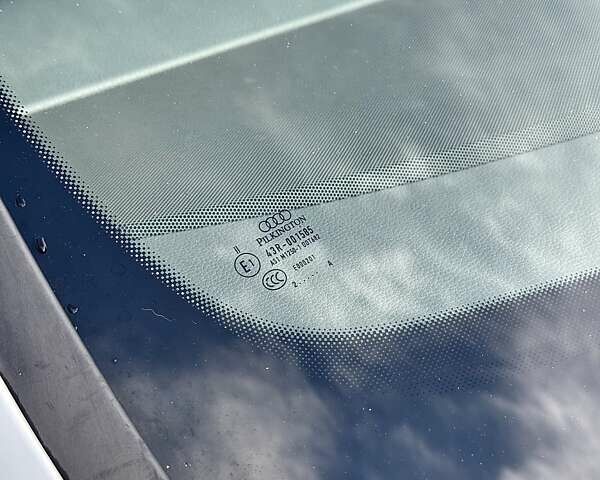 Білий Ауді Ку 7, об'ємом двигуна 3 л та пробігом 255 тис. км за 17500 $, фото 35 на Automoto.ua