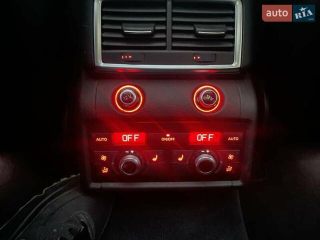 Білий Ауді Ку 7, об'ємом двигуна 2.97 л та пробігом 75 тис. км за 26750 $, фото 71 на Automoto.ua