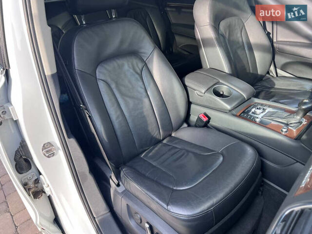 Белый Ауди Ку 7, объемом двигателя 3 л и пробегом 270 тыс. км за 15300 $, фото 13 на Automoto.ua