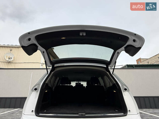 Белый Ауди Ку 7, объемом двигателя 3 л и пробегом 263 тыс. км за 17100 $, фото 31 на Automoto.ua