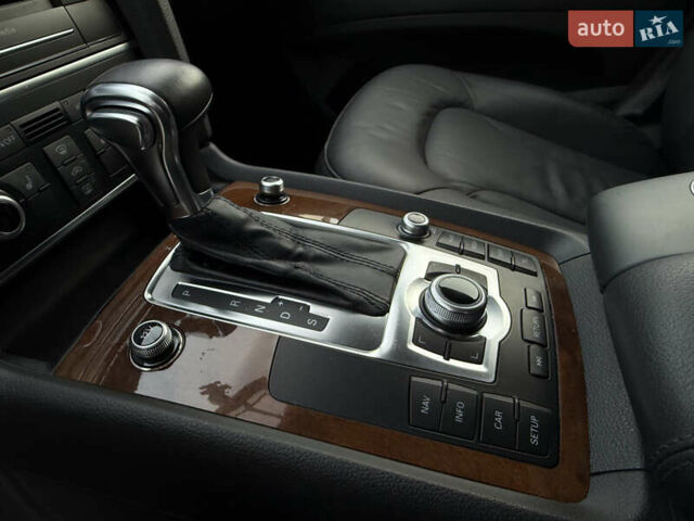 Белый Ауди Ку 7, объемом двигателя 3 л и пробегом 263 тыс. км за 17100 $, фото 48 на Automoto.ua