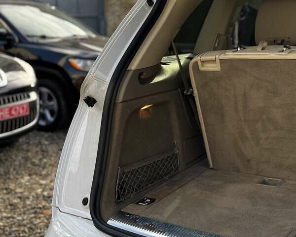 Білий Ауді Ку 7, об'ємом двигуна 3 л та пробігом 255 тис. км за 17500 $, фото 74 на Automoto.ua