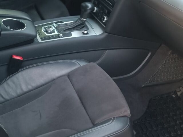 Білий Ауді Ку 7, об'ємом двигуна 4.2 л та пробігом 243 тис. км за 25490 $, фото 6 на Automoto.ua