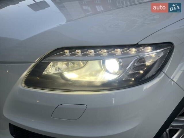 Белый Ауди Ку 7, объемом двигателя 2.97 л и пробегом 75 тыс. км за 26250 $, фото 19 на Automoto.ua