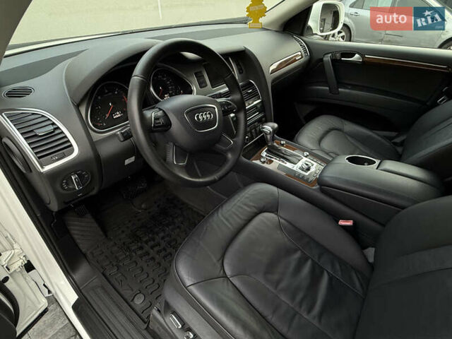 Белый Ауди Ку 7, объемом двигателя 3 л и пробегом 263 тыс. км за 17100 $, фото 46 на Automoto.ua