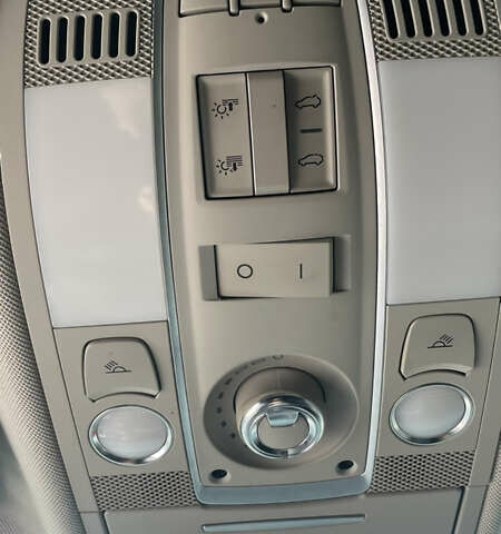 Ауді Ку 7 2012 у Кременчуге на Automoto.ua Білий Ауді Ку 7, об'ємом двигуна 3 л та пробігом 186 тис. км за 17000 $, фото 16 на Automoto.ua
