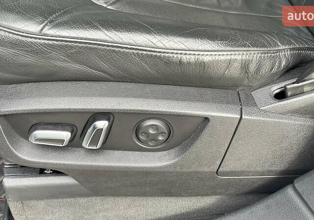 Ауді Ку 7 2012 у Кременчуге на Automoto.ua Білий Ауді Ку 7, об'ємом двигуна 3 л та пробігом 186 тис. км за 17000 $, фото 13 на Automoto.ua