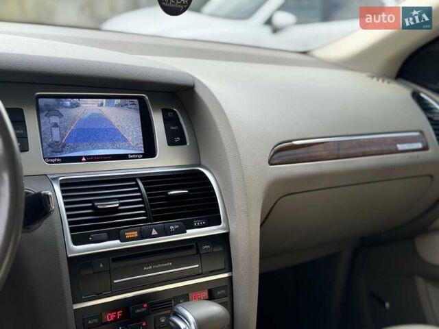 Білий Ауді Ку 7, об'ємом двигуна 3 л та пробігом 255 тис. км за 17500 $, фото 112 на Automoto.ua