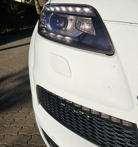 Білий Ауді Ку 7, об'ємом двигуна 2.97 л та пробігом 370 тис. км за 17999 $, фото 1 на Automoto.ua