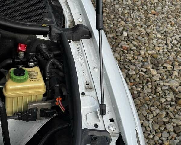 Білий Ауді Ку 7, об'ємом двигуна 3 л та пробігом 255 тис. км за 17500 $, фото 68 на Automoto.ua