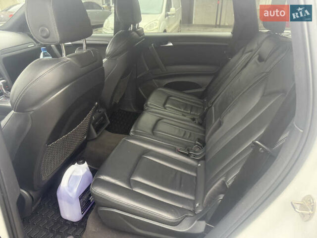 Білий Ауді Ку 7, об'ємом двигуна 3 л та пробігом 225 тис. км за 15000 $, фото 14 на Automoto.ua