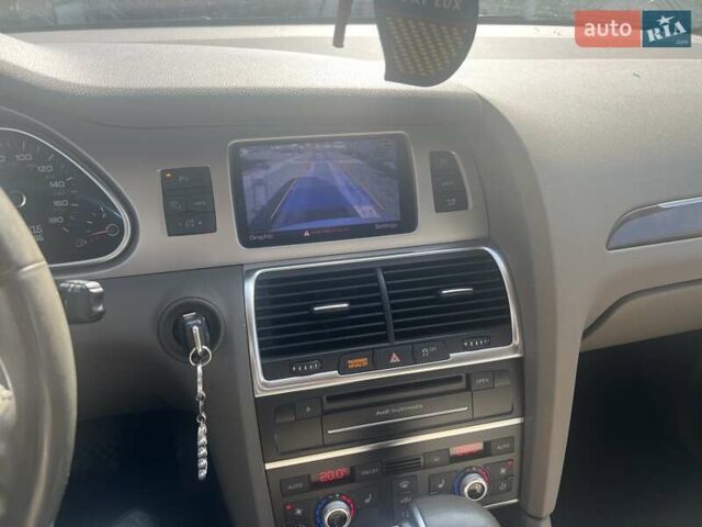 Білий Ауді Ку 7, об'ємом двигуна 3 л та пробігом 221 тис. км за 16500 $, фото 3 на Automoto.ua