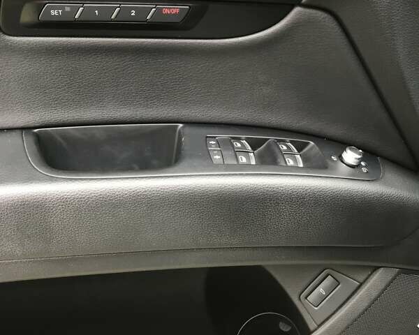 Белый Ауди Ку 7, объемом двигателя 3 л и пробегом 220 тыс. км за 14500 $, фото 17 на Automoto.ua