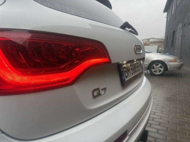 Білий Ауді Ку 7, об'ємом двигуна 3 л та пробігом 280 тис. км за 13500 $, фото 5 на Automoto.ua