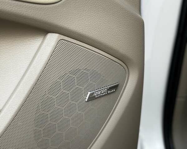 Білий Ауді Ку 7, об'ємом двигуна 3 л та пробігом 255 тис. км за 17500 $, фото 85 на Automoto.ua