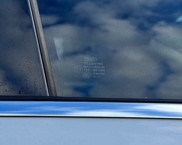 Білий Ауді Ку 7, об'ємом двигуна 3 л та пробігом 255 тис. км за 17500 $, фото 36 на Automoto.ua