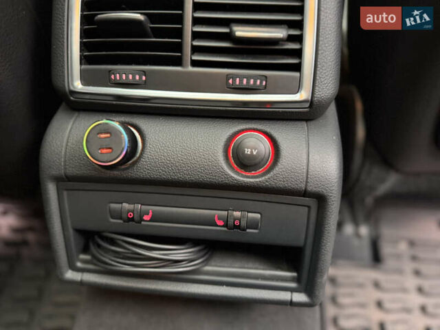 Белый Ауди Ку 7, объемом двигателя 2.97 л и пробегом 247 тыс. км за 20000 $, фото 17 на Automoto.ua