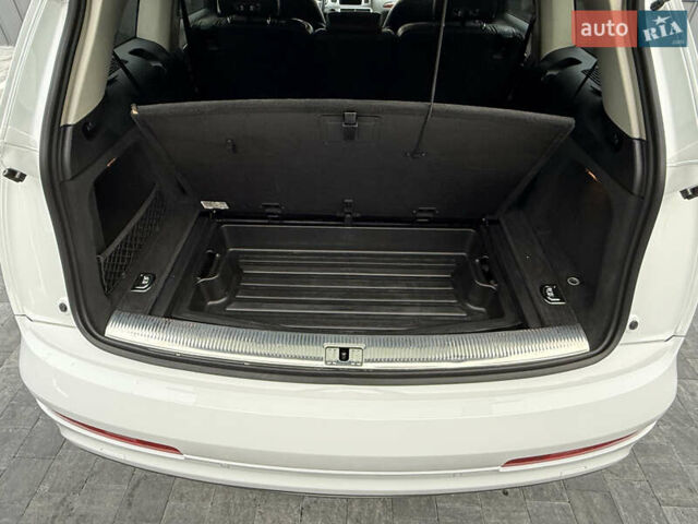 Белый Ауди Ку 7, объемом двигателя 3 л и пробегом 263 тыс. км за 17100 $, фото 33 на Automoto.ua