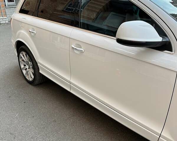 Белый Ауди Ку 7, объемом двигателя 2.97 л и пробегом 199 тыс. км за 23000 $, фото 5 на Automoto.ua