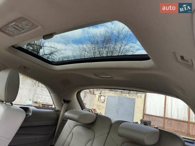 Білий Ауді Ку 7, об'ємом двигуна 3 л та пробігом 255 тис. км за 17500 $, фото 43 на Automoto.ua