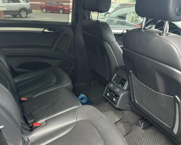 Белый Ауди Ку 7, объемом двигателя 3 л и пробегом 220 тыс. км за 15000 $, фото 4 на Automoto.ua