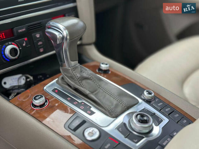 Белый Ауди Ку 7, объемом двигателя 2.97 л и пробегом 289 тыс. км за 17300 $, фото 21 на Automoto.ua