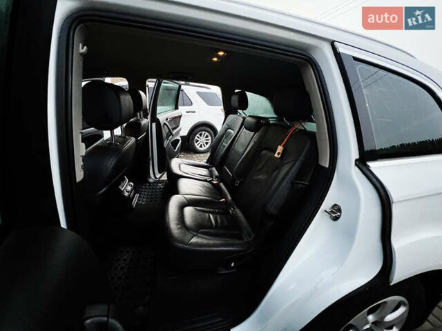 Белый Ауди Ку 7, объемом двигателя 2.97 л и пробегом 221 тыс. км за 20000 $, фото 14 на Automoto.ua