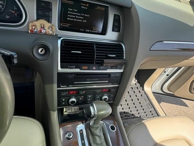 Белый Ауди Ку 7, объемом двигателя 3 л и пробегом 243 тыс. км за 19800 $, фото 6 на Automoto.ua