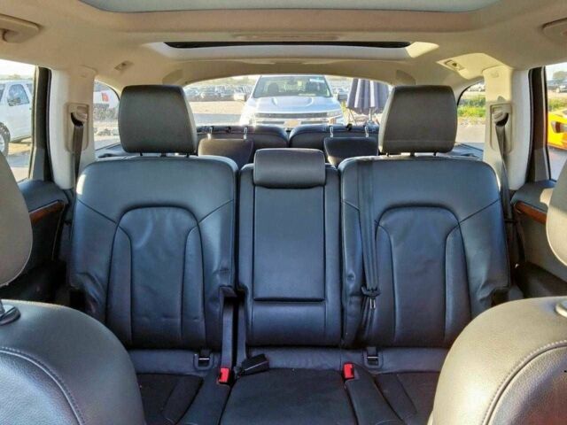 Белый Ауди Ку 7, объемом двигателя 3 л и пробегом 65 тыс. км за 1200 $, фото 9 на Automoto.ua