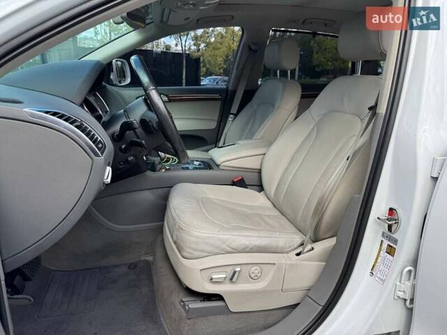 Ауді Ку 7 2013 у Києві на Automoto.ua Білий Ауді Ку 7, об'ємом двигуна 3 л та пробігом 243 тис. км за 13990 $, фото 7 на Automoto.ua