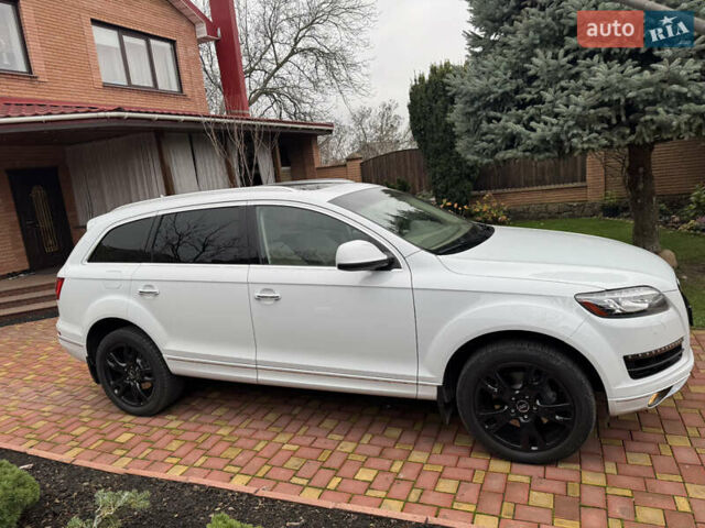 Білий Ауді Ку 7, об'ємом двигуна 2.97 л та пробігом 124 тис. км за 22900 $, фото 6 на Automoto.ua