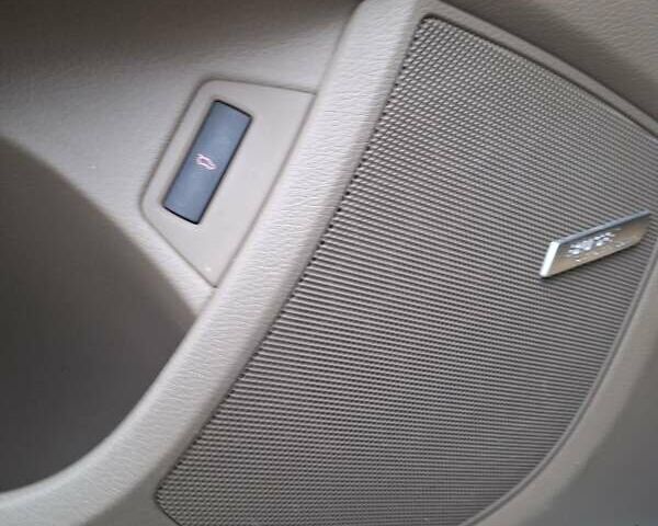 Белый Ауди Ку 7, объемом двигателя 3 л и пробегом 228 тыс. км за 15500 $, фото 32 на Automoto.ua