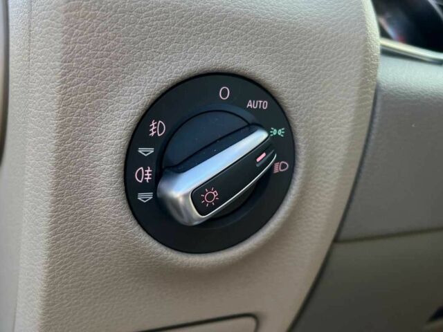 Белый Ауди Ку 7, объемом двигателя 3 л и пробегом 170 тыс. км за 16999 $, фото 16 на Automoto.ua