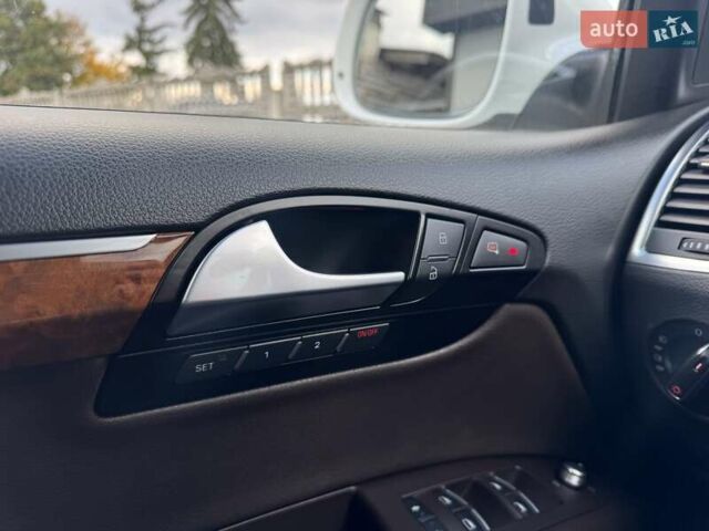 Ауди Ку 7 2013 в Тернополе на Automoto.ua Белый Ауди Ку 7, объемом двигателя 2.97 л и пробегом 124 тыс. км за 23500 $, фото 106 на Automoto.ua