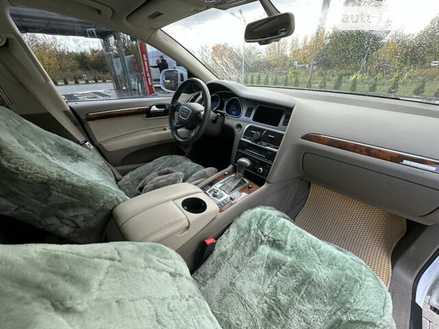 Белый Ауди Ку 7, объемом двигателя 3 л и пробегом 150 тыс. км за 14000 $, фото 13 на Automoto.ua