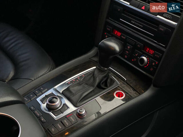 Білий Ауді Ку 7, об'ємом двигуна 2.97 л та пробігом 196 тис. км за 16900 $, фото 20 на Automoto.ua