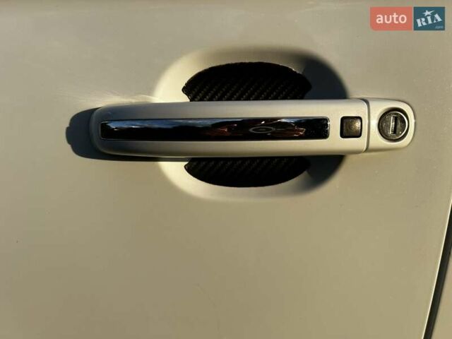 Белый Ауди Ку 7, объемом двигателя 2.97 л и пробегом 330 тыс. км за 17200 $, фото 28 на Automoto.ua