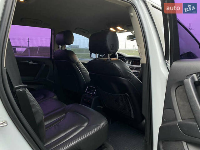 Білий Ауді Ку 7, об'ємом двигуна 2.97 л та пробігом 196 тис. км за 16900 $, фото 16 на Automoto.ua