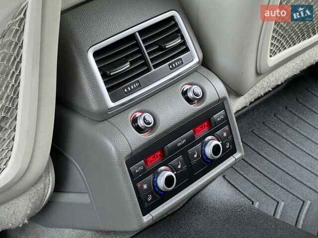 Белый Ауди Ку 7, объемом двигателя 2.97 л и пробегом 238 тыс. км за 17000 $, фото 16 на Automoto.ua