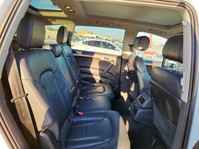 Белый Ауди Ку 7, объемом двигателя 3 л и пробегом 65 тыс. км за 1200 $, фото 10 на Automoto.ua